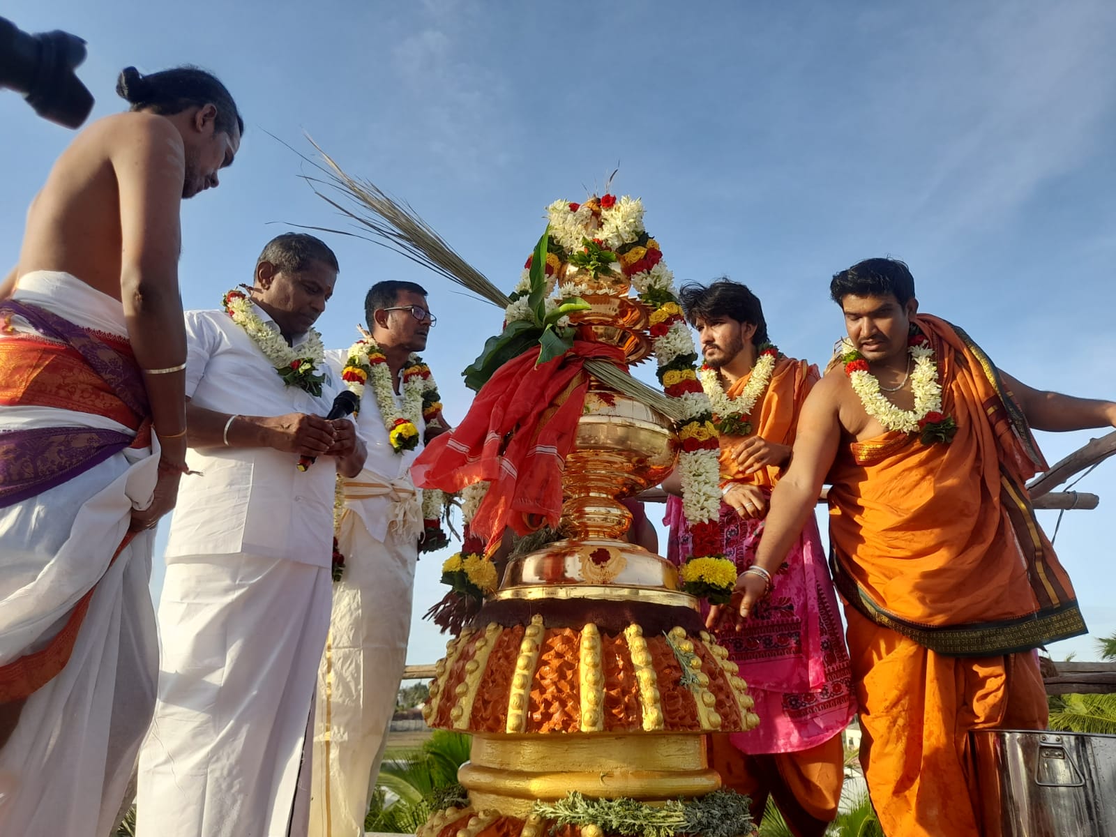 ஸ்ரீ சீரடி சாய்பாபா திருக்கோவில் நூதன அஷ்டபந்தன மகா கும்பாபிஷேகம்.,