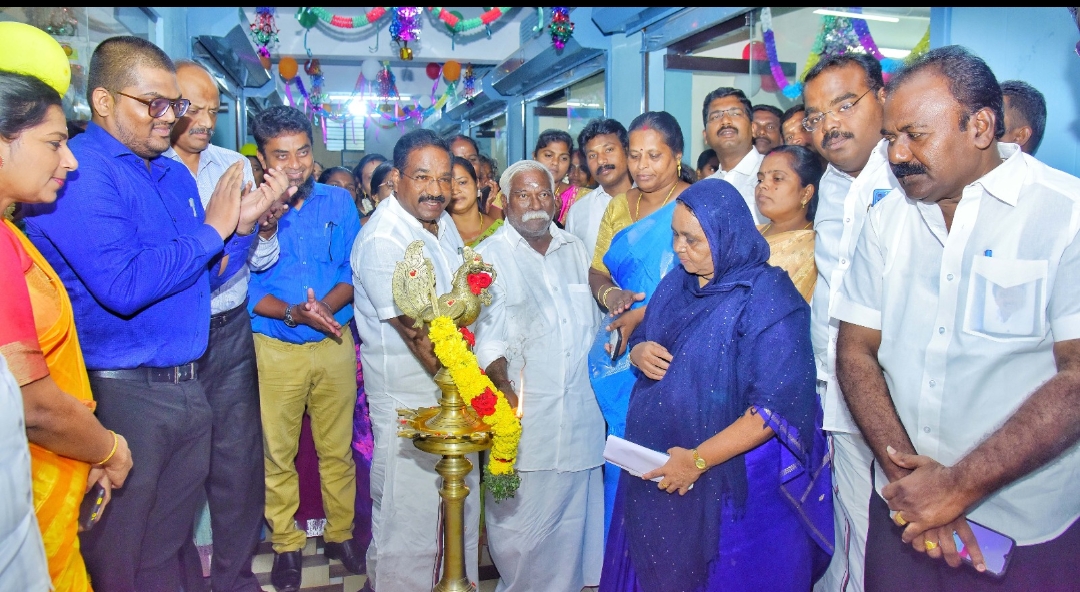 பூ மாலை வணிகவளாகத்தினை முதல்வர் மு.க.ஸ்டாலின் காணொலி காட்சி வாயிலாக திறந்து வைத்தார்.,