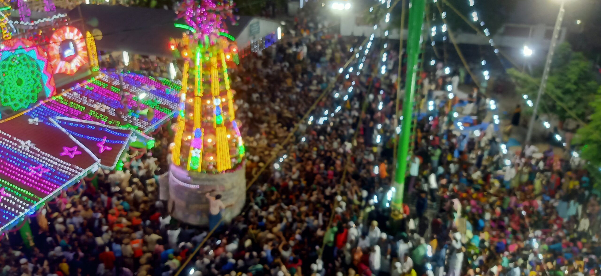 ஏர்வாடி தர்ஹா 849 ஆம் ஆண்டு சந்தனக்கூடு திருவிழா! 