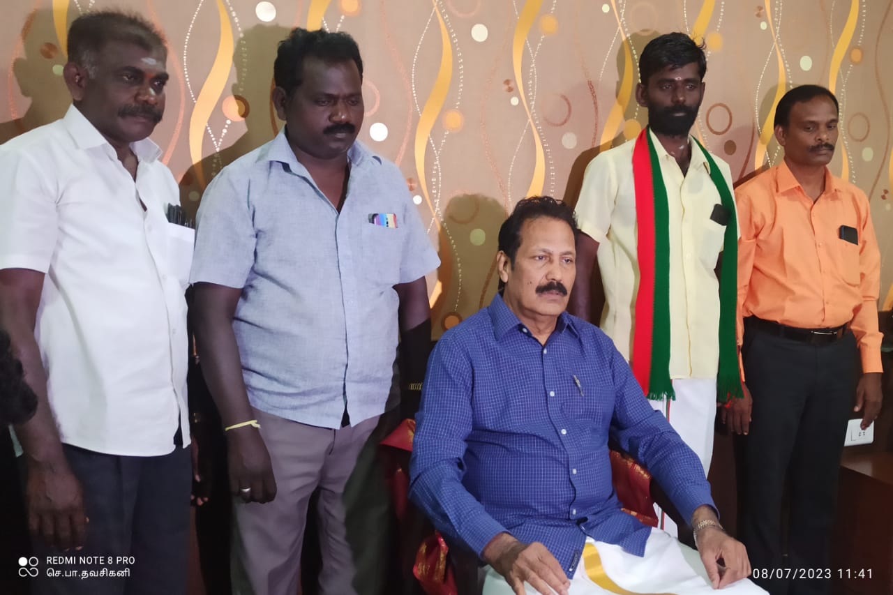 தமிழகத்தில் பூரண மதுவிலக்கு கோரி 15ஆம் தேதி டாஸ்மாக் முன்பு மதுபானப்பாட்டில் உடைப்பு போராட்டம்!